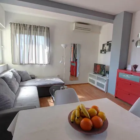 Apartment Apartman Pula