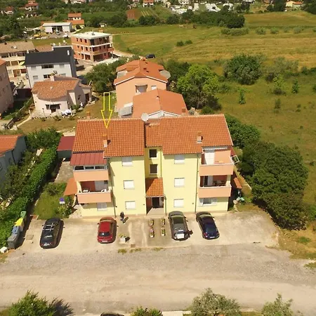 Apartment Apartman Pula